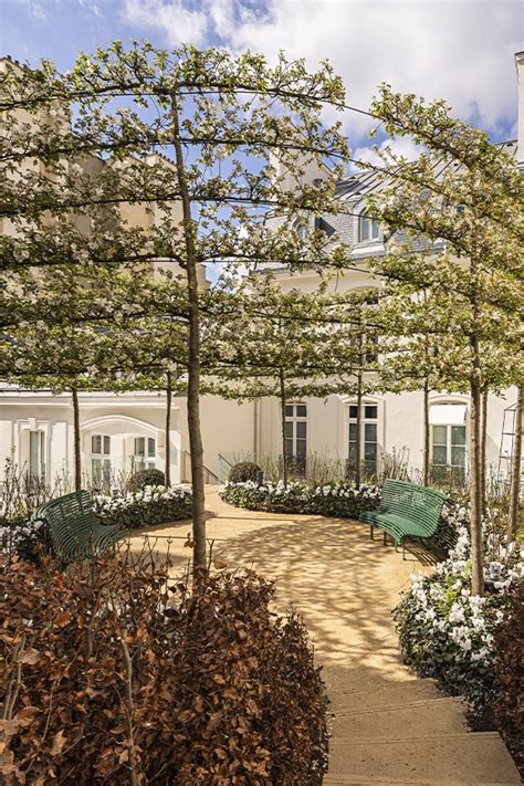 LES JARDINS DIOR 